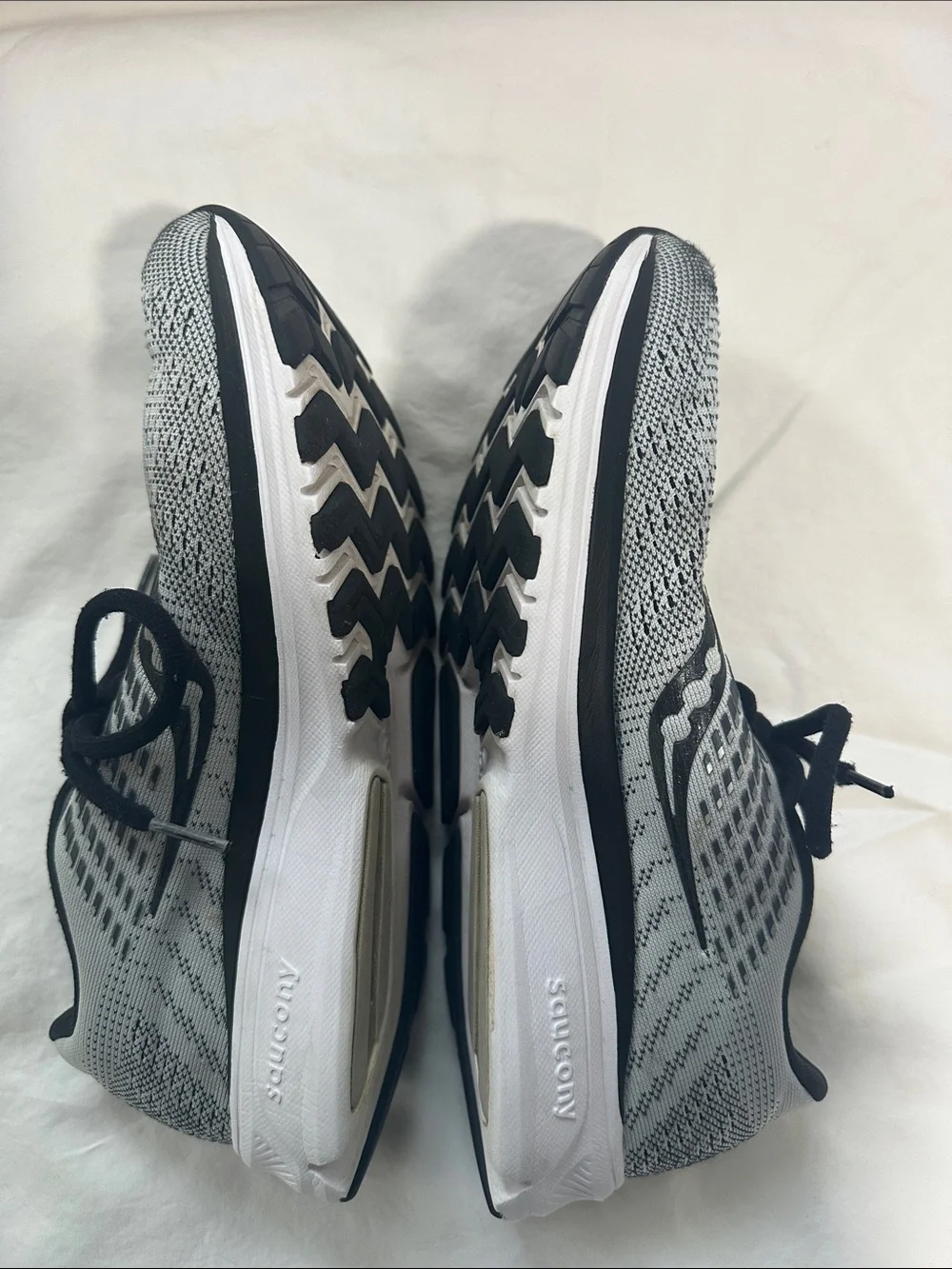 Saucony Ride 13 PwrRun Shoes Size 7.5